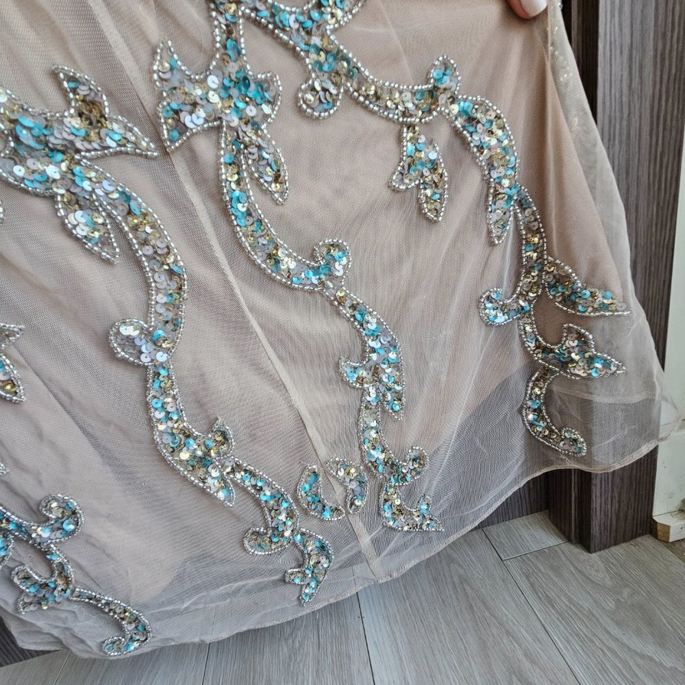 Mac Duggal floor length beaded nude dress - wedding or formal - size 10 - Picture 9 of 13